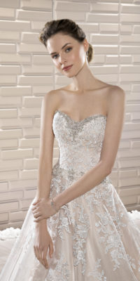 suknia ślubna Demetrios 686