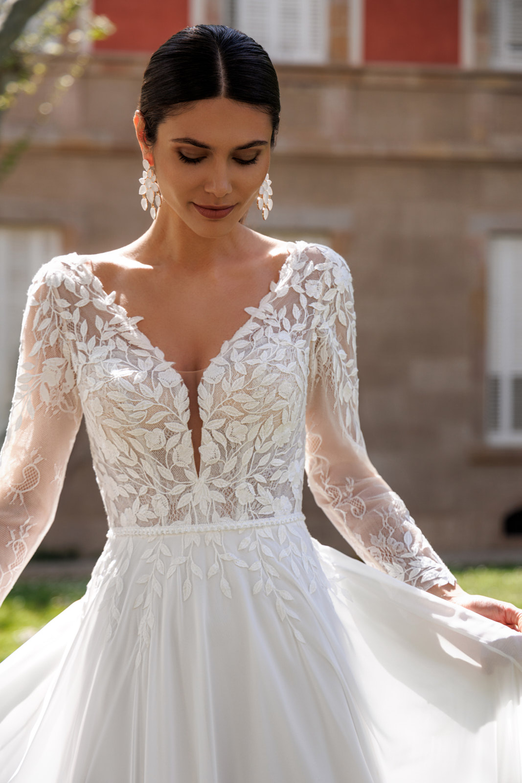 Suknia ślubna Eb0266  - Ellebeline - kolor Ivory - rozmiar 36 - Salon Le Mariage
