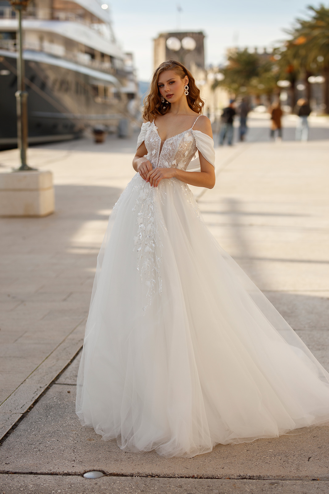 Suknia ślubna Fiirenza  - Francessa Rossi - kolor Irg - rozmiar 38 - Salon Le Mariage