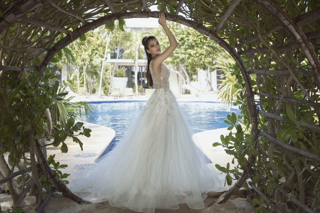 Suknia ślubna Faina  - Dominiss - kolor Org - rozmiar 36 - Salon Le Mariage